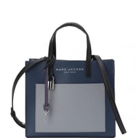 شنطة مميزة من ماركس جاكوبس