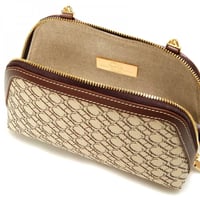 شنطة كتف كارولينا هيريرا يضاء