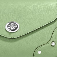 شنطة كوتش ميلي خضراء