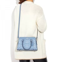 شنطة كوتش ميني دارسي سماوي