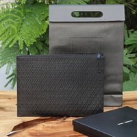 باوتش سان لوران كبير أسود