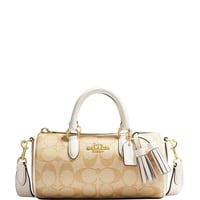 شنطة كوتش دانتيل بيج