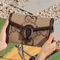 شنطة قوتشي صغيرة بني