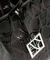 شنطه ارماني لون اسود لامع