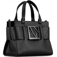 شنطة من أرماني جلد سوداء