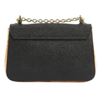 شنطة الفيرو مع حزام كتف أسود