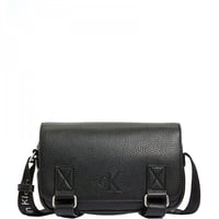 شنطة كالفن كاميرا سوداء