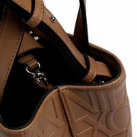 شنطة أرماني إكستشينج ليز إس بني