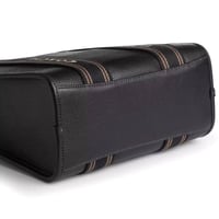 شنطة كوتش سميث توت 24 براون