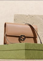 شنطة قوتشي راقيه بني