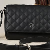 شنطة اقنر كتف مع حزام أسود