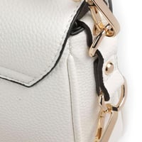 شنطة فالنتينو كاتونج أبيض