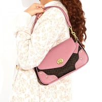 شنطة كوتش ميلي بينك