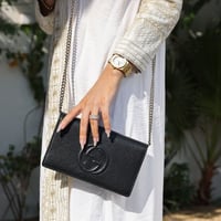 شنطة قوتشي بسلسلة كتف سوداء