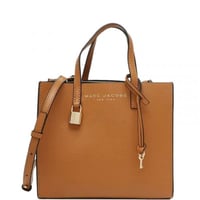 شنطة مارك جاكوبس مطلية بالجلد