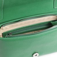 شنطة فالنتينو أوقيانوسيا خضراء