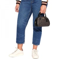 شنطة كوتش سيدني بني