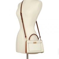 شنطه كوتش مني كريمي