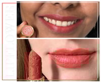 احمر شفاة زهرة اللوتس