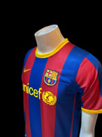 تيشيرت برشلونة الاساسي كلاسيك 2010/11