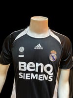 تيشيرت ريال مدريد الاحتياط كلاسيك 2006/07