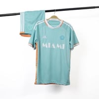 طقم انتر ميامي الثالث خامة الجمهور 2024/2025