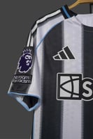 طقم نادي نيوكاسل الاساسي تصميم فئة الاعبين 2025/20...