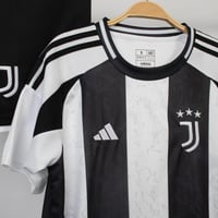 طقم نادي جوفنتوس الاساسي خامة الجمهور 2024/2025