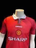 تيشيرت مانشستر يونايتد كلاسيك96/97 ب اسم بيكهام ور...