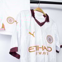 طقم مانشستر سيتي 2024-2023