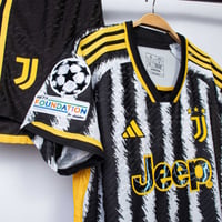 طقم جوفنتوس الاساسي 2024-2023 فئة اللاعبين