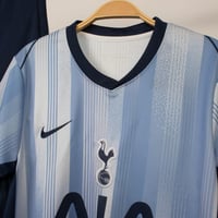 طقم نادي توتنهام الثاني خامة الجمهور 2024/2025