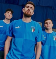 طقم منتخب ايطاليا 2023-2022