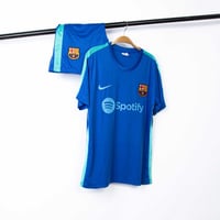 طقم تدريب برشلونة 2024-2023