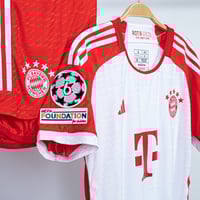 طقم بايرن ميونخ الاساسي 2024-2023 نسخة اللاعبين