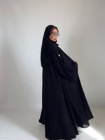 عبايه أسود نص كلوش