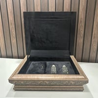 بوكس الاهداء الملكي شكل 2