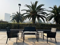 طقم جلوس لـ 4 أشخاص + طاولة قهوة + 2 طاولة جانبية