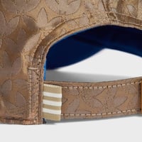 كاب اديداس الاصلي