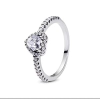 خاتم القلب الابيض