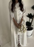 عبايه عروسه دانتيل