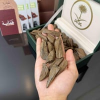 سبحتين + سبحة مجانا مع اوقية عود