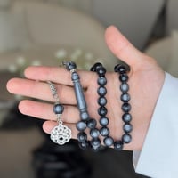 رمادي مخلوط