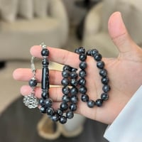 رمادي مموج
