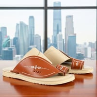 نعال شرقي مصنوع من الجلد