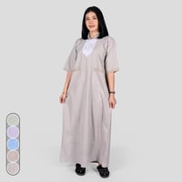 زي عاملة منزلية باكمام كاروهات
