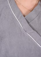 زي عاملات شتوي بجيوب امامية