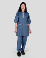 زي عاملة منزلية بياقة