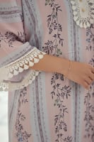 جلابية مشجرة بياقة دانتيل