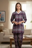 يونيفورم عاملات منزلية